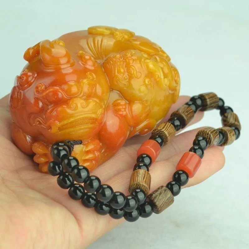 Men Accessories For Hand - Huang Longyu Pixiu Liontin Kalung Pesona